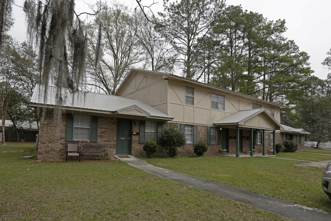 1225 Central Ave in Waycross, GA - Building Photo