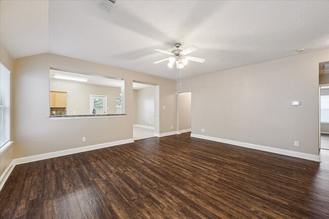 6830 Arbor Hollow Ln in Dickinson, TX - Building Photo - Building Photo