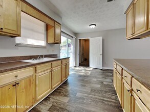 8349 Pembrook Ct in Jacksonville, FL - Building Photo - Building Photo