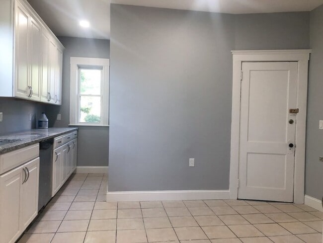 4843 Washington St in Boston, MA - Building Photo - Building Photo