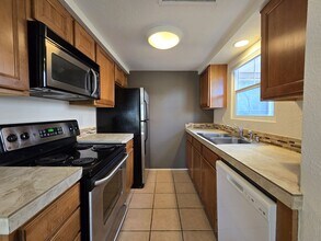 2210 Miguel Chavez Rd in Santa Fe, NM - Building Photo - Building Photo
