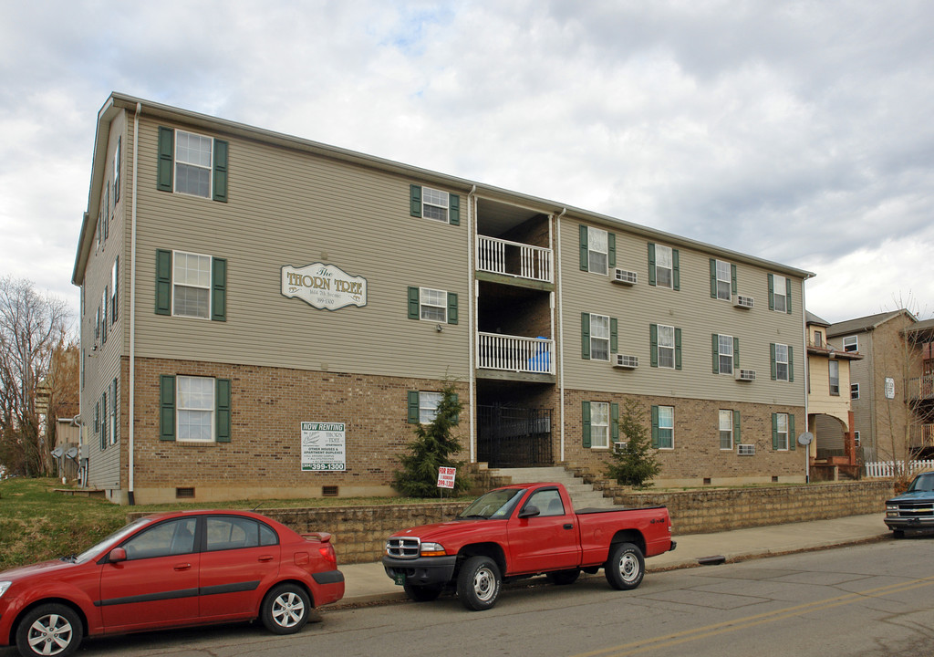 1624 7th Ave in Huntington, WV - Building Photo