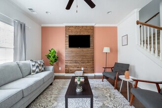 3319 Old Hickory Blvd in Nashville, TN - Foto de edificio - Building Photo