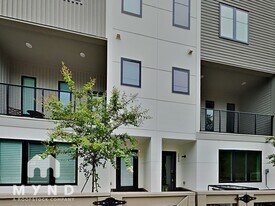 1548 Millwood Pl in Atlanta, GA - Building Photo