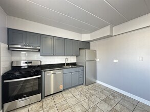 3820 25th Ave, Unit 61 in Schiller Park, IL - Building Photo - Building Photo