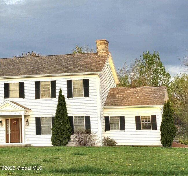 21 Guideboard Rd in Waterford, NY - Building Photo - Building Photo