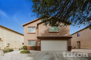 396 W Corriente Ct in San Tan Valley, AZ - Building Photo