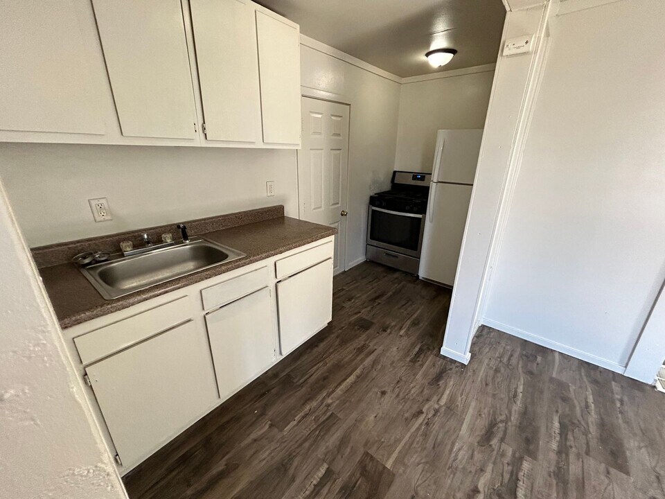 6745 14th Ave-Unit -1 studio in Kenosha, WI - Building Photo