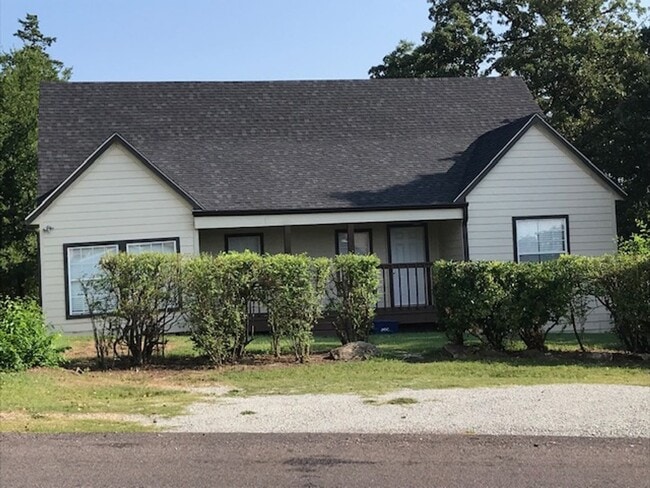 property at 1220 E 15th St