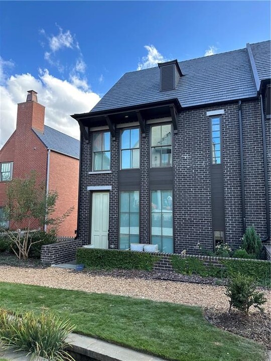 210 Glasgow Ln in Fayetteville, GA - Foto de edificio
