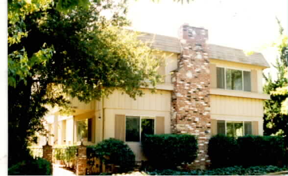 738 Cowper St in Palo Alto, CA - Foto de edificio