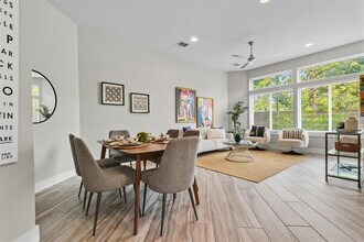 5609 Tura Ln in Austin, TX - Building Photo - Building Photo