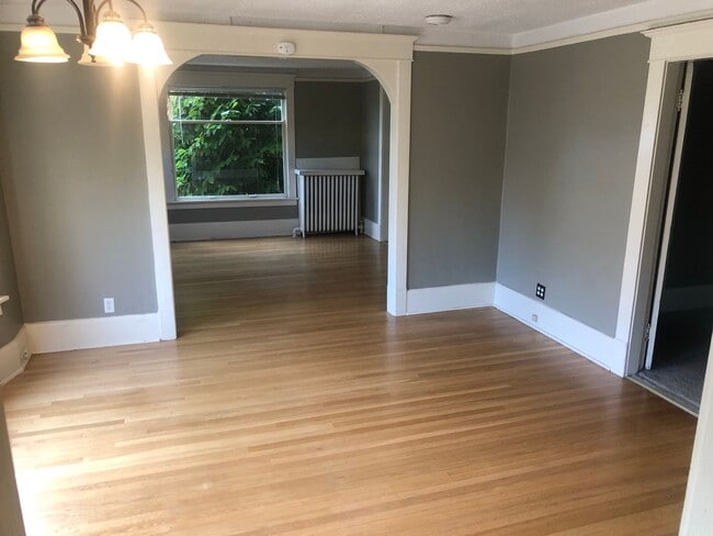 2347-2349 Federal Ave E in Seattle, WA - Building Photo - Building Photo