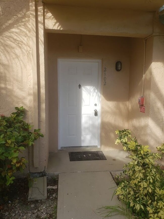 property at 4096 N Pine Island Rd
