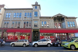 863 Manhattan Ave in Brooklyn, NY - Building Photo - Building Photo