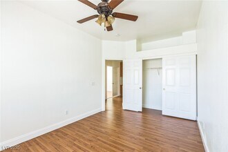 9573 Ancala Hollow Ct in Las Vegas, NV - Building Photo - Building Photo