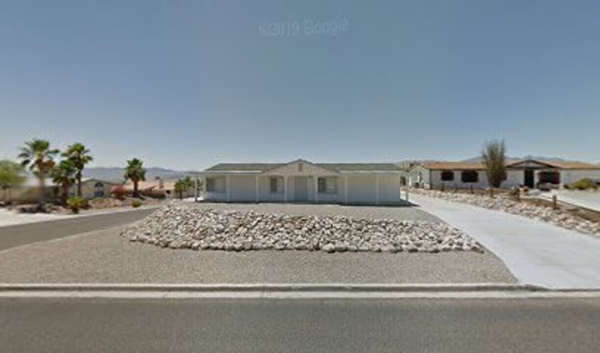 771 Pegasus Ranch Rd in Bullhead City, AZ - Building Photo