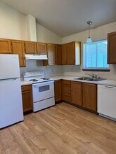 1009 E 19th Ave in Ellensburg, WA - Building Photo - Building Photo