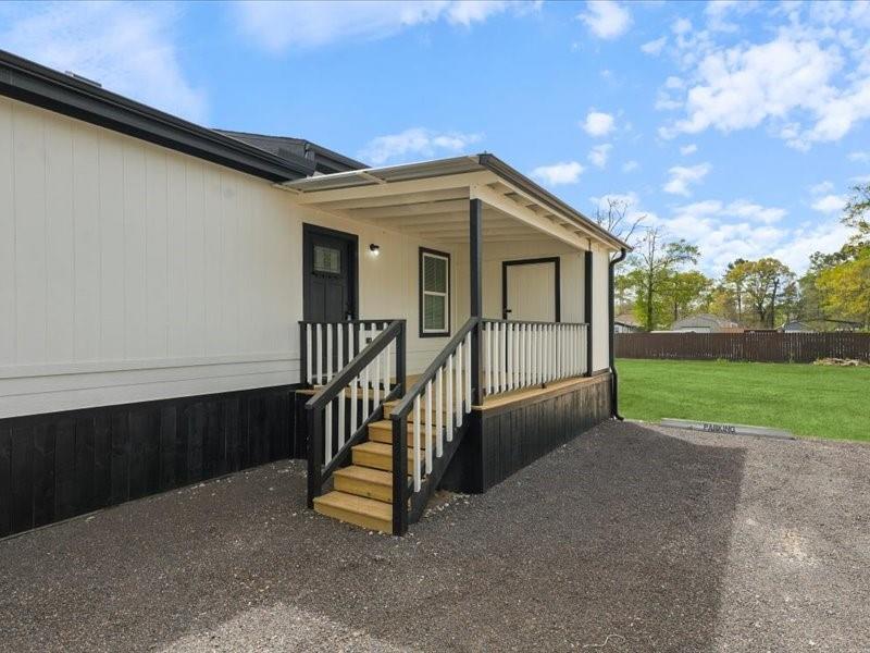 21500 Ruth Dr in New Caney, TX - Building Photo