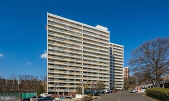6101 Edsall Rd in Alexandria, VA - Building Photo