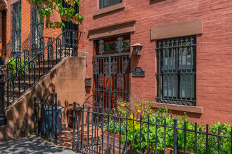 259 Dean Street in Brooklyn, NY - Foto de edificio - Building Photo