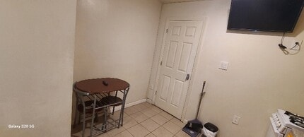 3180 Fish Ave in Bronx, NY - Building Photo - Building Photo