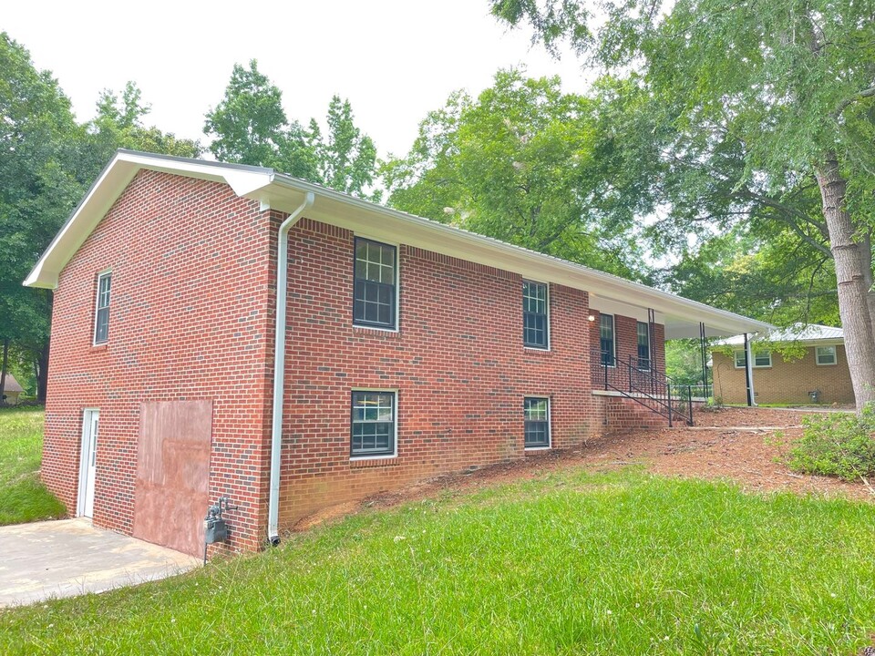 120 Whitehead Terrace E in Athens, GA - Building Photo