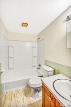 364 Colonial Ave in Waterbury, CT - Building Photo - Building Photo