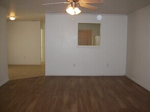 803 N Bangor Ave in Lubbock, TX - Building Photo - Building Photo