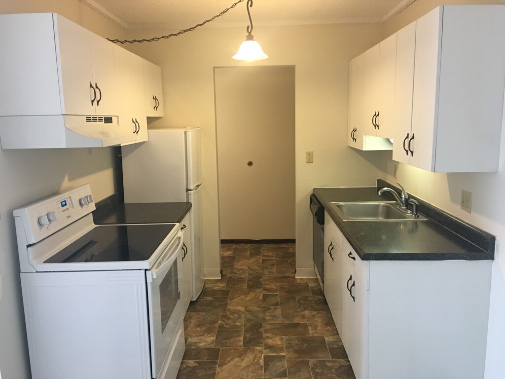 Lesterwood Apartments Duluth, MN Apartments For Rent