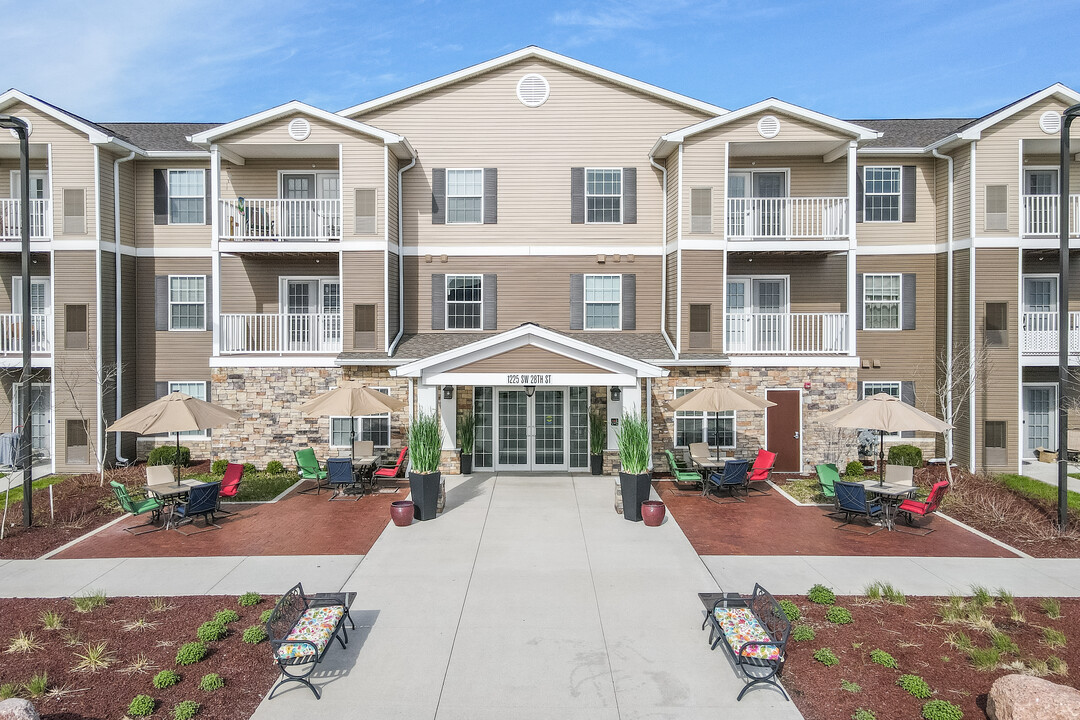 Connect55+ Ankeny Senior Living 55+ in Ankeny, IA - Foto de edificio