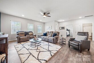 8513 Gold Rush Ct in Waxhaw, NC - Building Photo - Building Photo