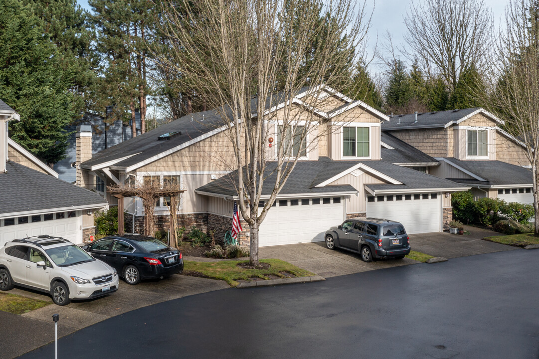 Coho Run in Issaquah, WA - Building Photo