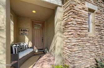 18358 N 93rd Way in Scottsdale, AZ - Foto de edificio - Building Photo