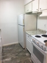 5550 N Braeswood Blvd in Houston, TX - Building Photo - Building Photo