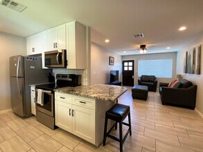 33 N Hobson in Mesa, AZ - Building Photo - Building Photo