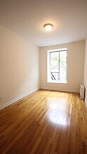 212 W 104th St in New York, NY - Building Photo - Building Photo