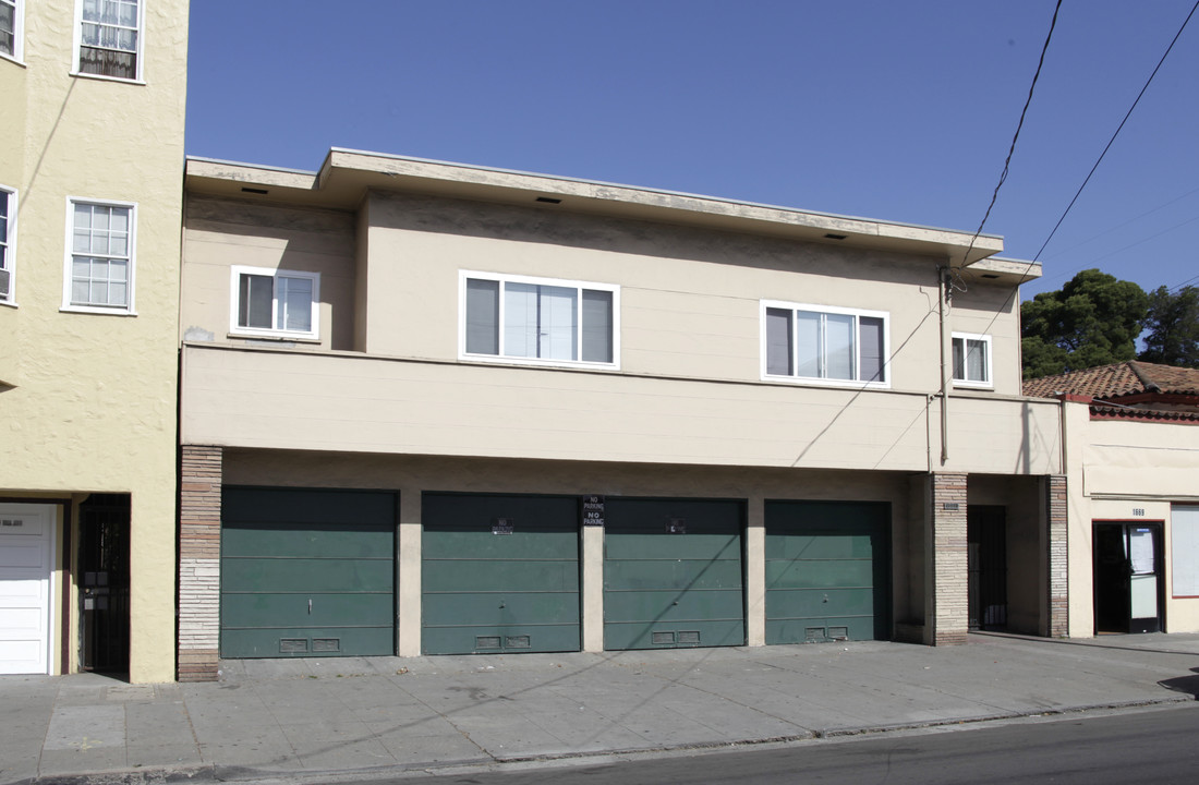 1661 Fruitvale Ave in Oakland, CA - Building Photo