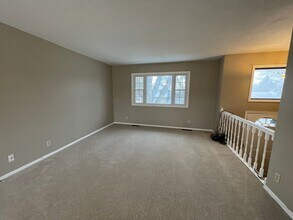 16110 Hickory St in Omaha, NE - Building Photo - Building Photo