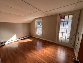 6 Squire St in Waterville, ME - Building Photo - Building Photo