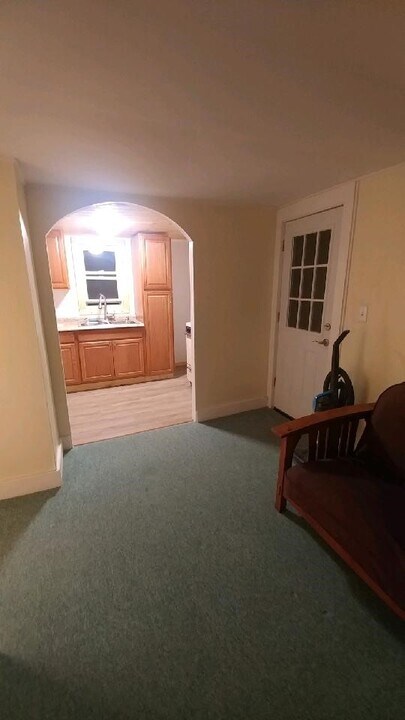 17 Howard Ave, Unit 2 Photo