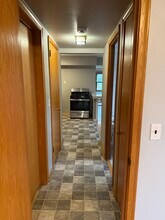 3020 W 44th St, Unit 2 in Minneapolis, MN - Building Photo - Building Photo