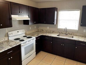 354 Pearlwood St in Orlando, FL - Building Photo - Building Photo