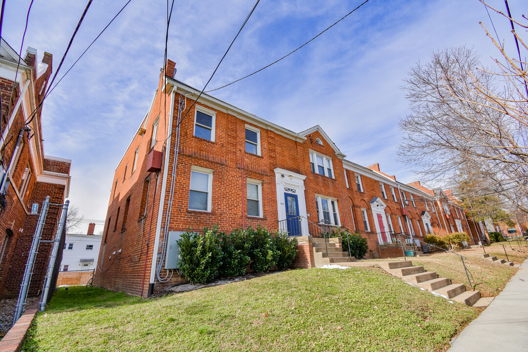 4012 8th St NE, Unit 4 in Washington, DC - Building Photo