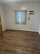 571 Avenue A in Bayonne, NJ - Building Photo - Building Photo