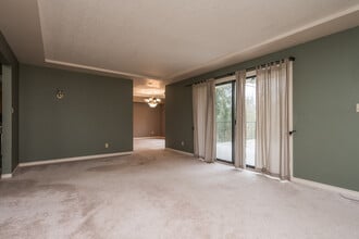 32460 Cherry Ave in Mission, BC - Building Photo - Building Photo