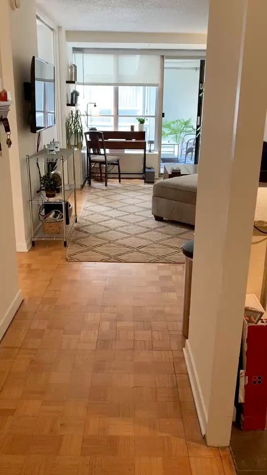 224 W Rittenhouse Sq, Unit 2818 in Philadelphia, PA - Building Photo - Building Photo