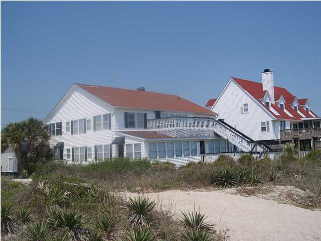 1208 Palmetto Blvd in Edisto Island, SC - Building Photo