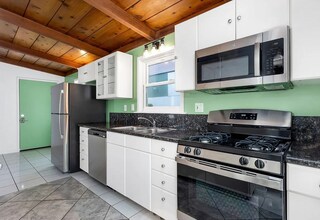 1028 S Myers St in Oceanside, CA - Building Photo - Building Photo