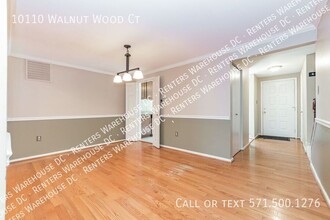 10110 Walnut Wood Ct in Burke, VA - Building Photo - Building Photo